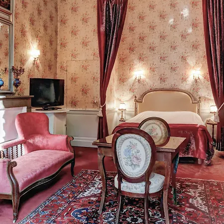Chateau D'ayres - & Szálloda