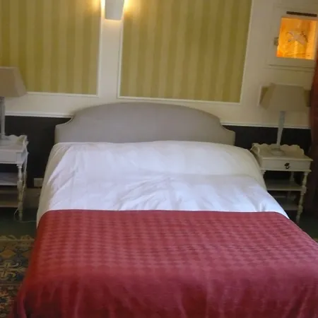 Chateau D'ayres - & 4*