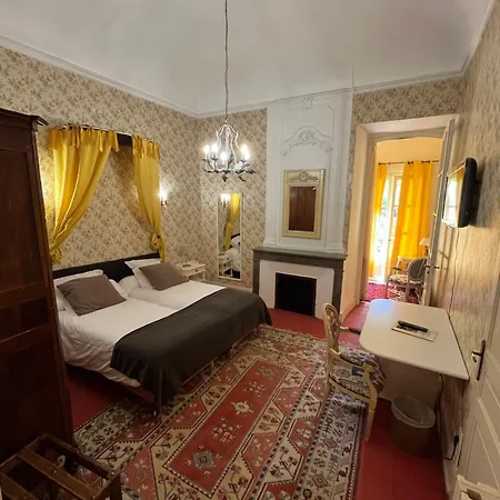 Szálloda Chateau D'ayres - &