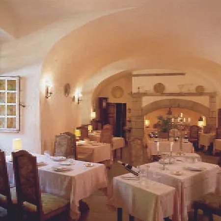 Szálloda Chateau D'ayres - & 4*