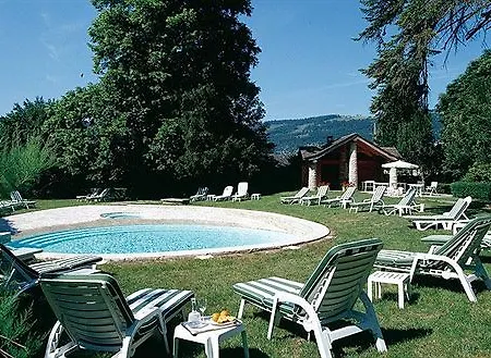 Chateau D'ayres - & 4*